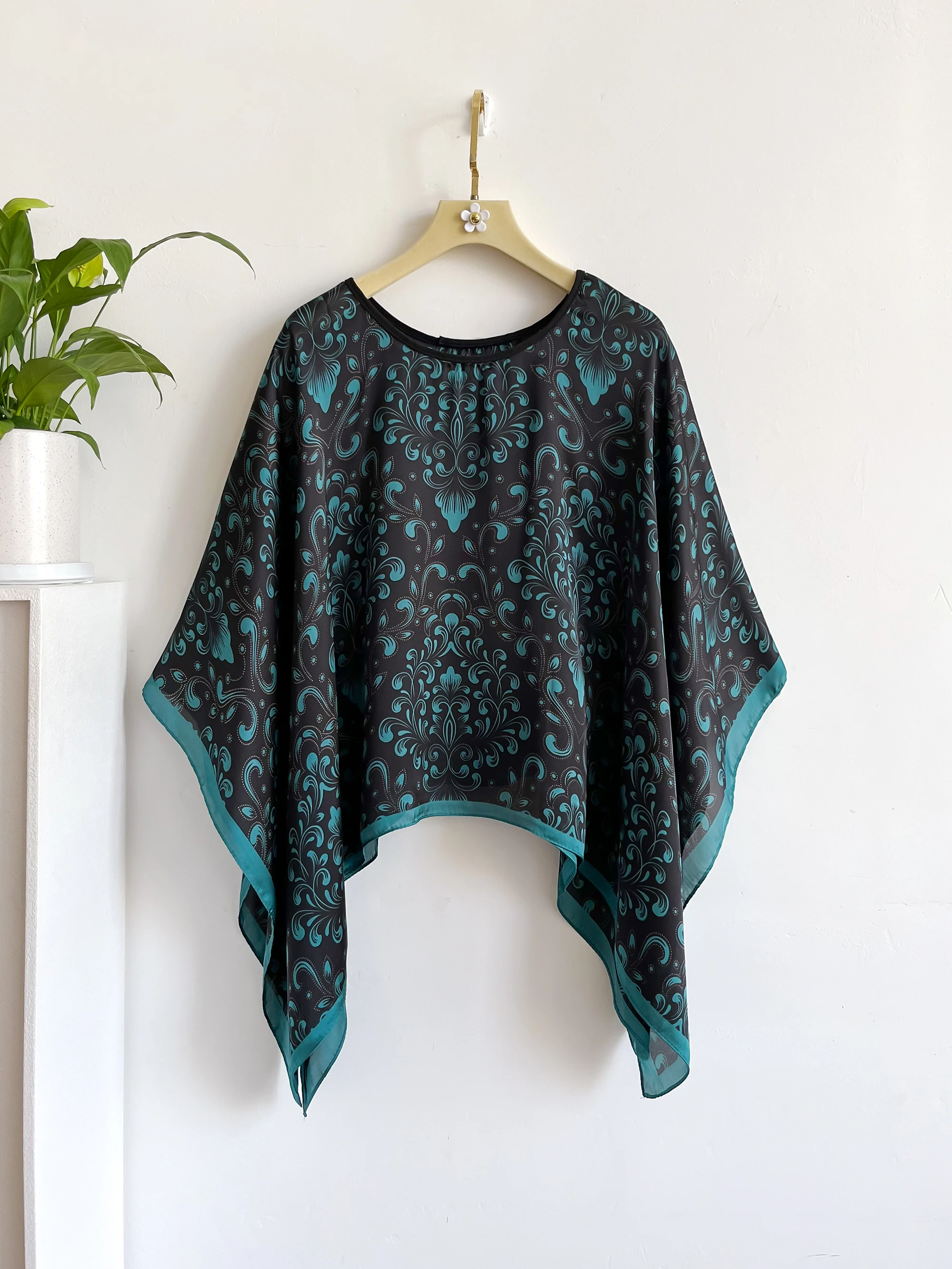 Poncho Pullover Shawl Sun Protection Scarf New Versatile Scarf Paired With Women's Loose Summer Sunscreen Leisure Clothing