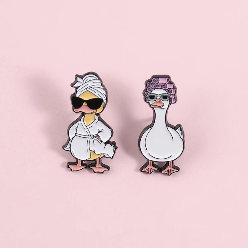 Cartoon Anime Coole Katzen-Tier-Kollektion Brosche Emaille-Pins Katholische Katzen-Hunde-Enten-Doktor-Broschen Abzeichen Schmuck Geschenk für Freunde – Detail 7