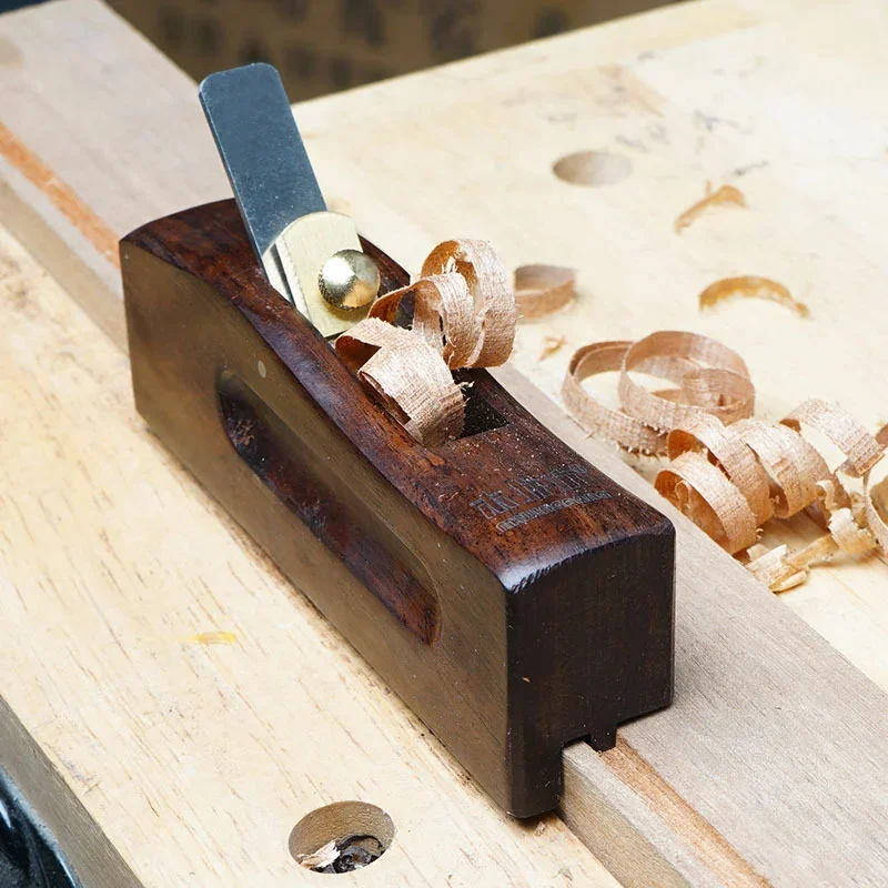 Woodworking Hand Tools Wood Hand Planer DIY Woodworking Handheld Trimming Planer Carpenter Wood Cutting Tool Trimming Chamfe Edge Sloping wood trimming tool