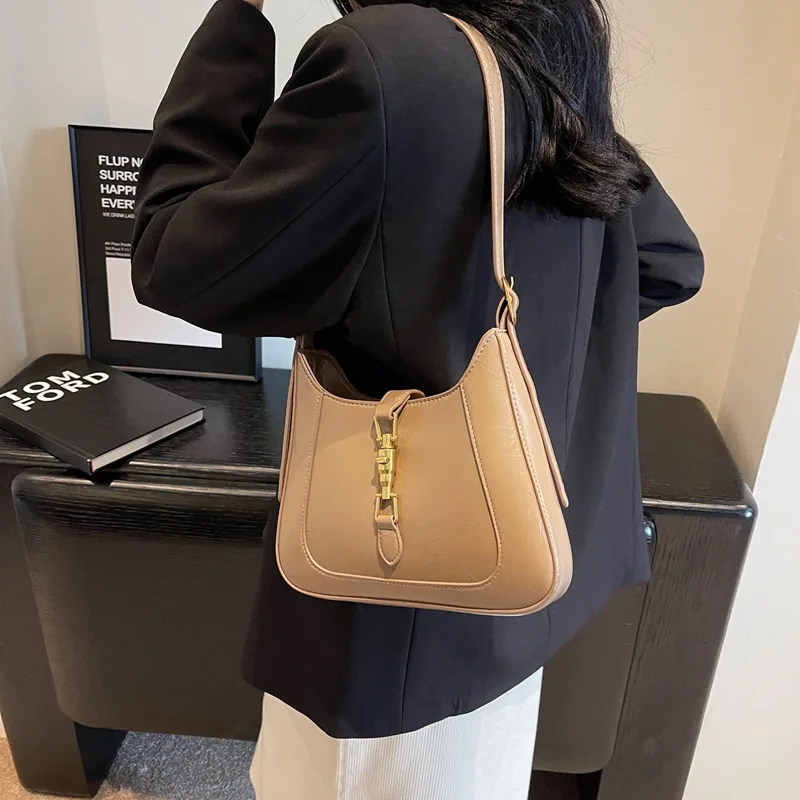 حقيبة كتف أنيقة وعصرية بتصميم ريترو، مثالية للاستخ...