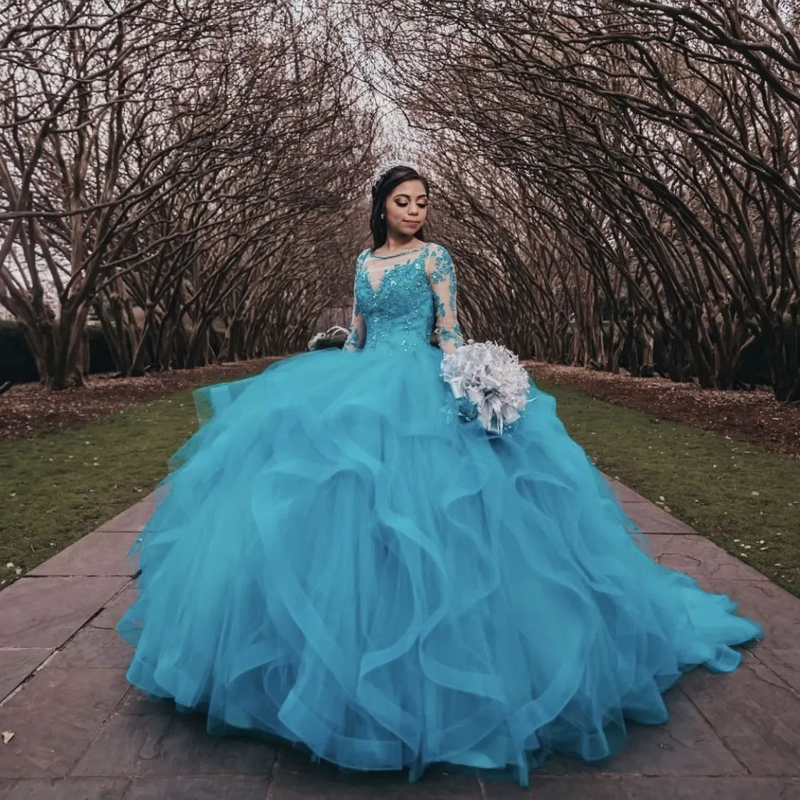 green hanky hem dress Beautiful aqua blue heart-shaped neckline rhinestone hem wedding dress –  PreppyDress main image 0
