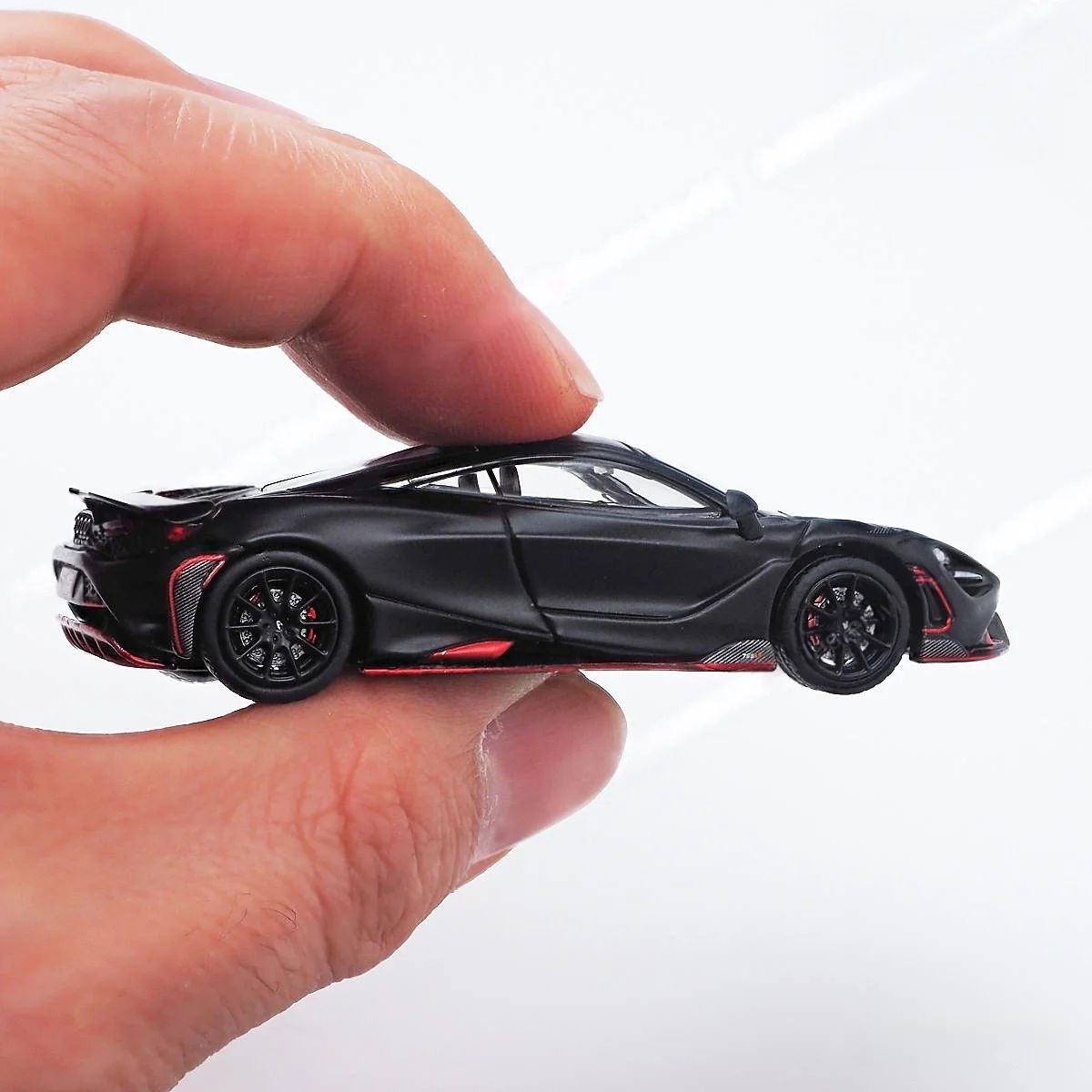 Black Samurai 1:64 Scale Die-Cast Supercar Model - Premium Alloy, Exquisitely Detailed Collector’s Edition