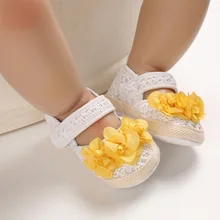 

Spring and Summer 0-1y Baby Girls First Walker Shoes Soft Fashion Princess Flower Hook & Loop Children Cute Flat Non-slip Shoes