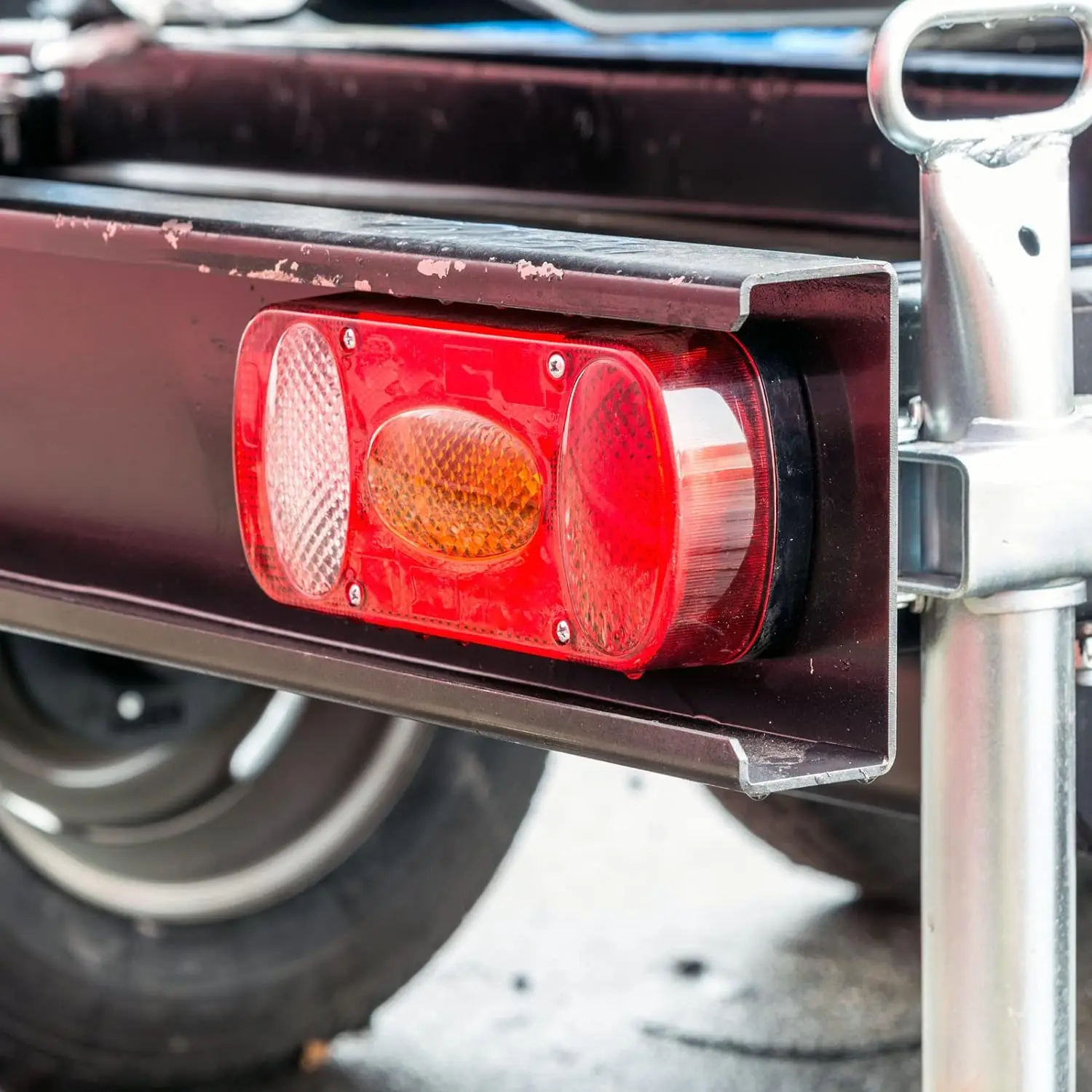 Kit Luci Posteriori Per Rimorchio - Fanali Camion Con Spina 13 Poli, Cavo 5,5m, ECE-Approved, Per Caravan - Foto 2