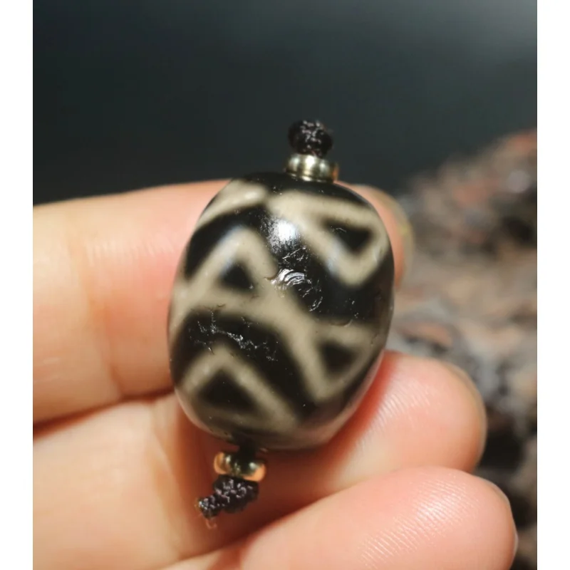 

Энергетический Тибетский Старый Агат, тигровый зуб, осветляющая волна, большой двойной бусины дзи Amulet $