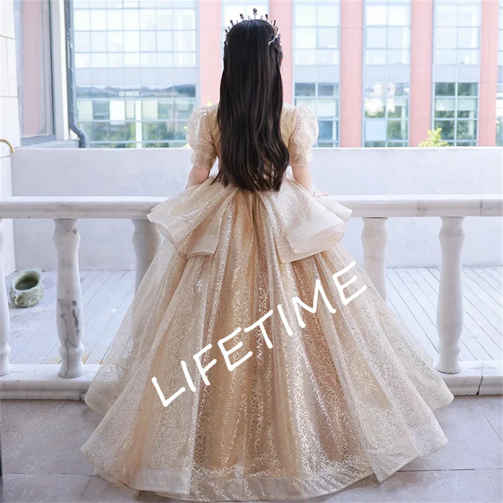 

Luxury Shinny Beading Design Flower Girl Dresses for Weddings O-neck Stand Collar Girls Birthday Dress 2023 Tiered Princess Robe