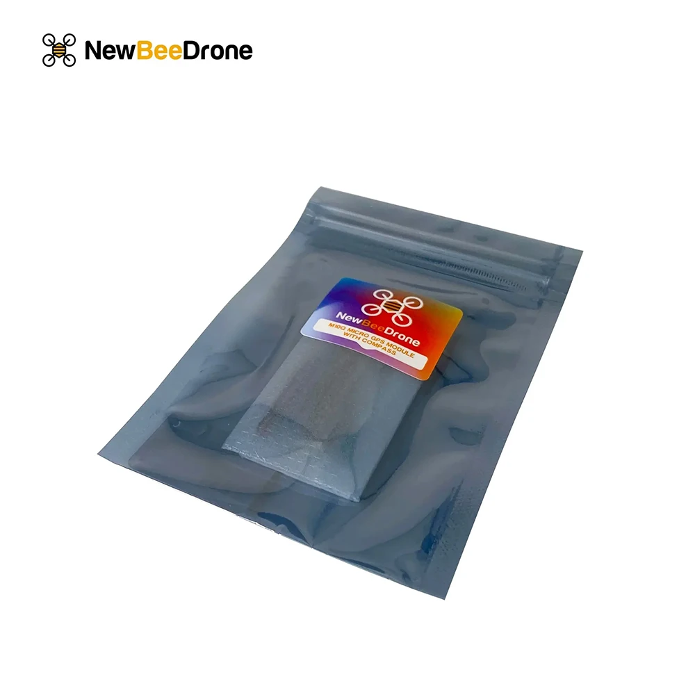 Gros plan sur le Module GPS Micro NewBeeDrone M10Q avec boussole, logo NewBeeDrone et détails de la boussole visibles.