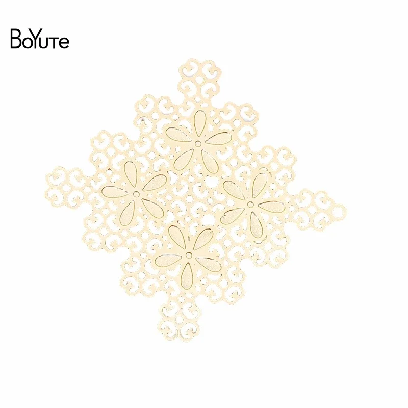 

BoYuTe (50 Pieces/Lot) 26MM Filigree Brass Square Flower Sheet Materials Diy Jewelry Making Accessories