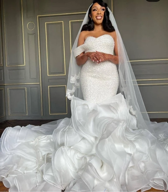 

Sexy Wedding Dresses Mermaid Sweetheart Off the Shoulder Ruffle Train Crystal Beaded Diamond Luxury Formal Bridal Gowns DZ61