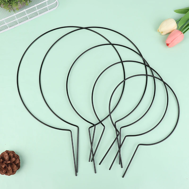 Garden Plant Support Stake Stand Round Vine Climbing Rack Ironheart-Shaped Flower Plant Trellis Support Frame 2Pcs