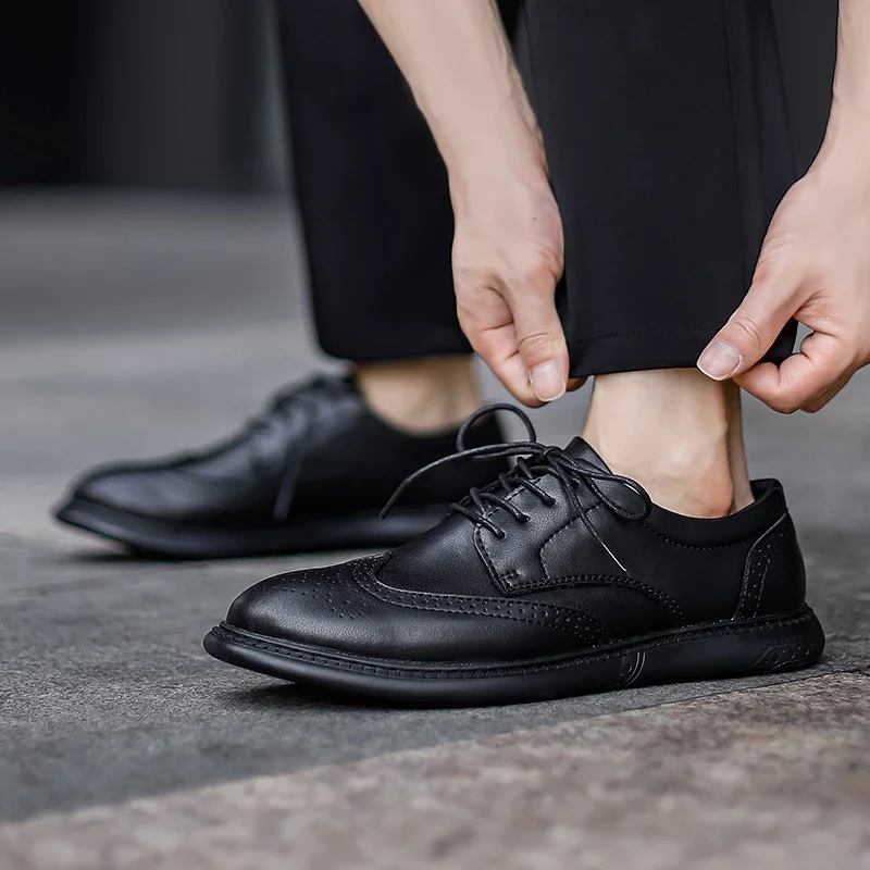 Italian Mens Genuine Leather Dress Shoes Brogue Outdoor Wedding Shoes Men Formal Casual Luxury Brand Work Office Shoe