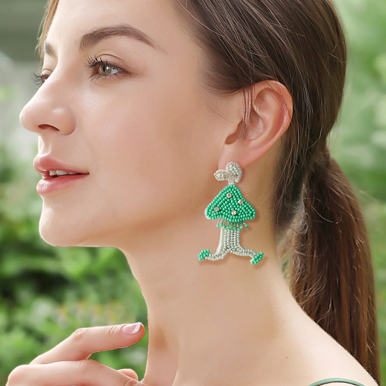 

Серьги бусины в виде риса с грибами, оригинальные серьги ручной вязки из сплава в богемном стиле, простые геометрические дизайнерские серьги с бисером