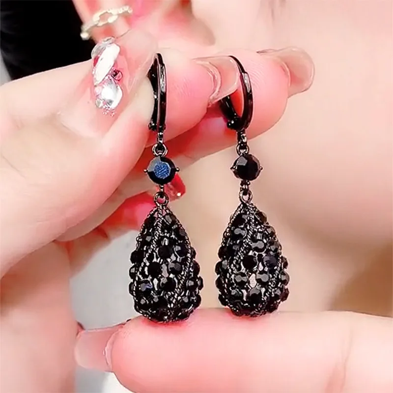 2270963-5157d0.jpg Scc06441e842c46ff9f60b10e8fc81b60d Charming Black Crystal Drop-shaped Pendant Earrings for Women Fashion Personalized Daily Accessories Party Jewelry Birthday Gift Mallzona