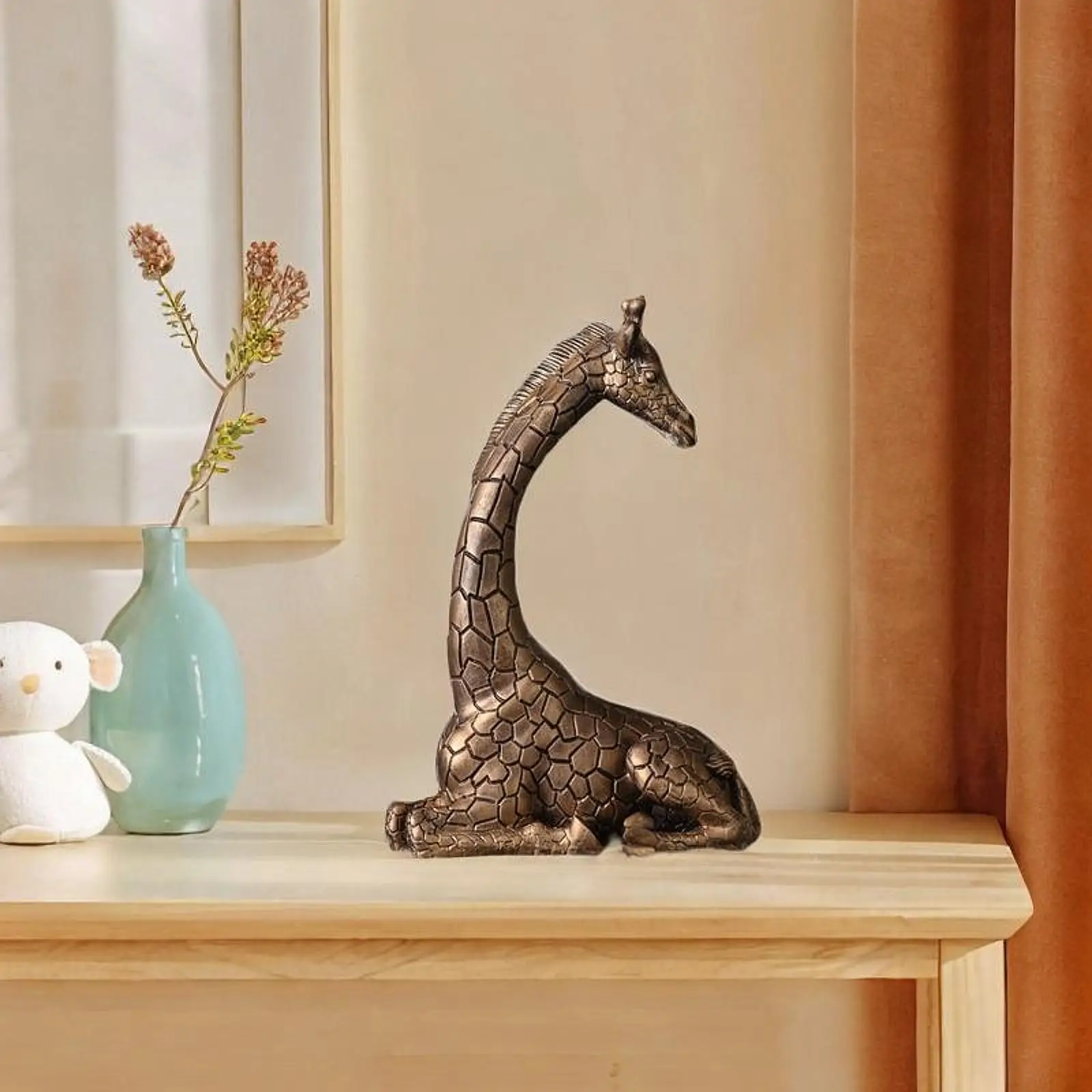 Decorative Giraffe Statue Animal Resin Figurine Sculpture Modern Ornament for Office Shelf Cabinet Housewarming Gift