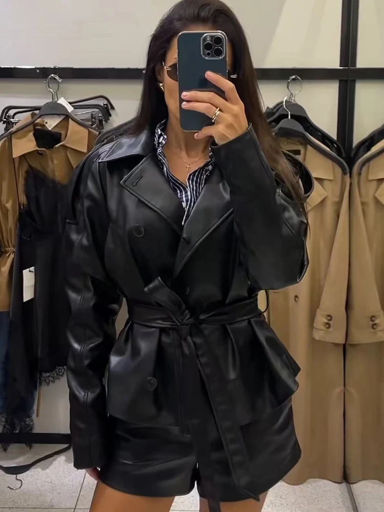 Women's Faux Leather Short Jacket Coat New Fall 2025 Solid Long-Sleeved Pu Leather Jacket With Pocket Vintage Belt Casual Jacket