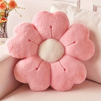 Plush Daisy Flower Pillow 1
