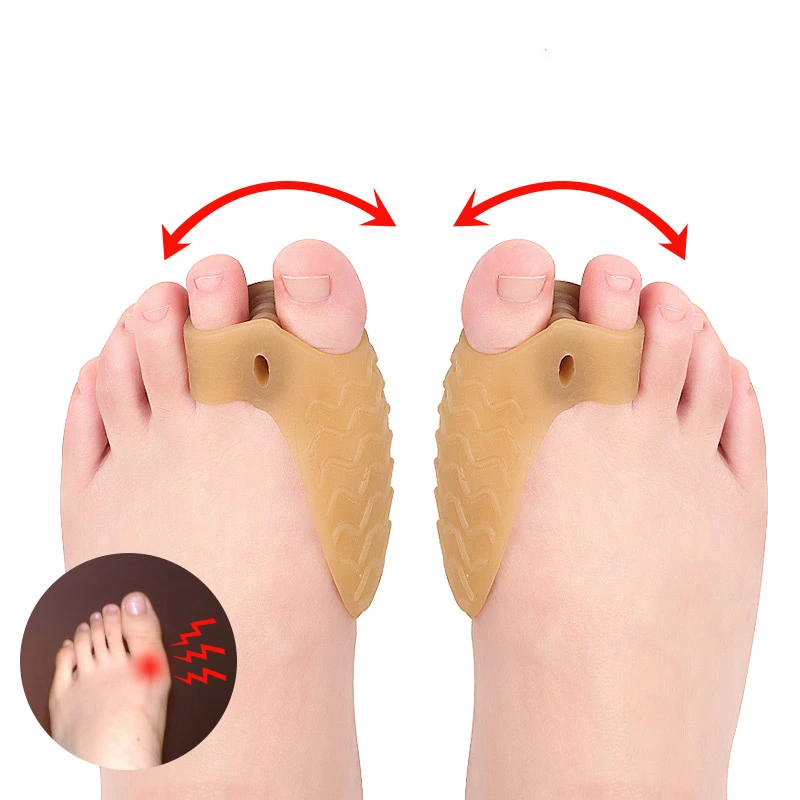

2pcs=1pair SEBS Double Hole Toe Divider Big Toe Valgus Corrector Big Foot Bone Corrector Set Toe Divider Foot Care Tools