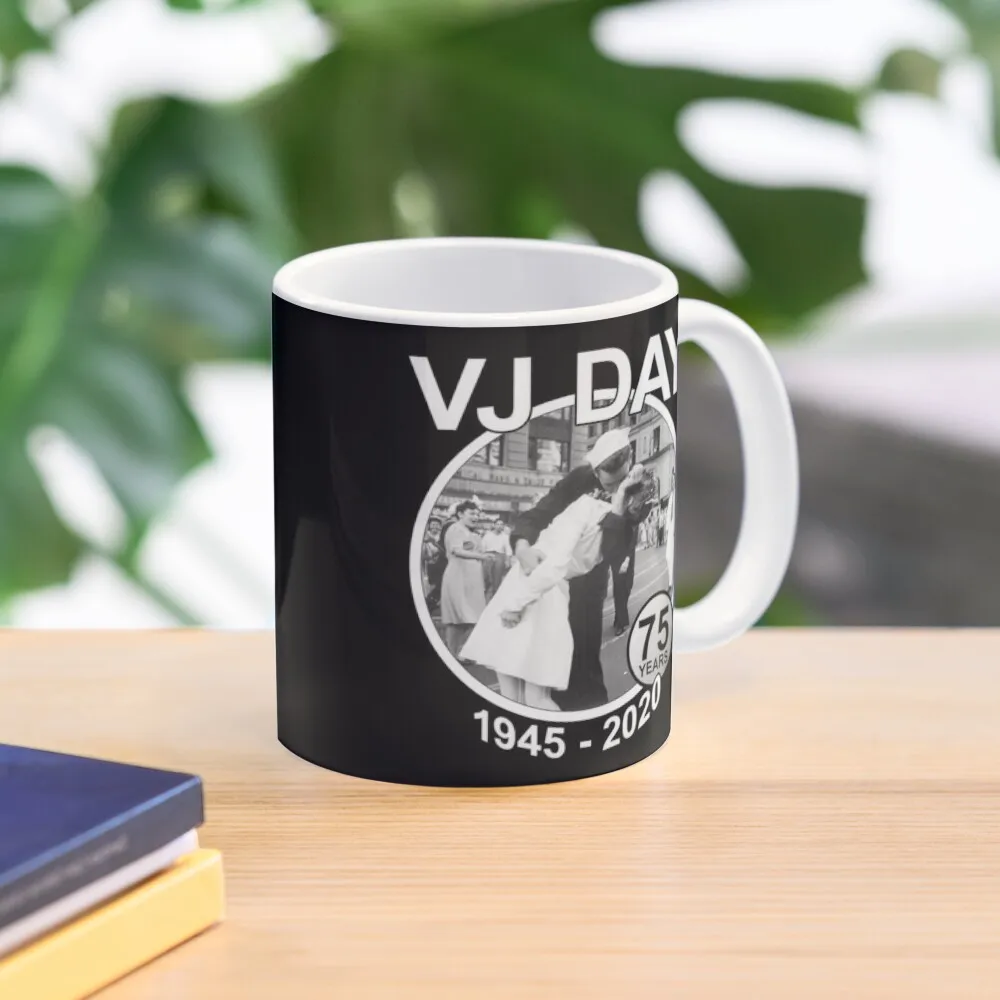 

VJ Day Kiss - 75th Anniversary Coffee Mug Coffee Cup Set Pottery Cups