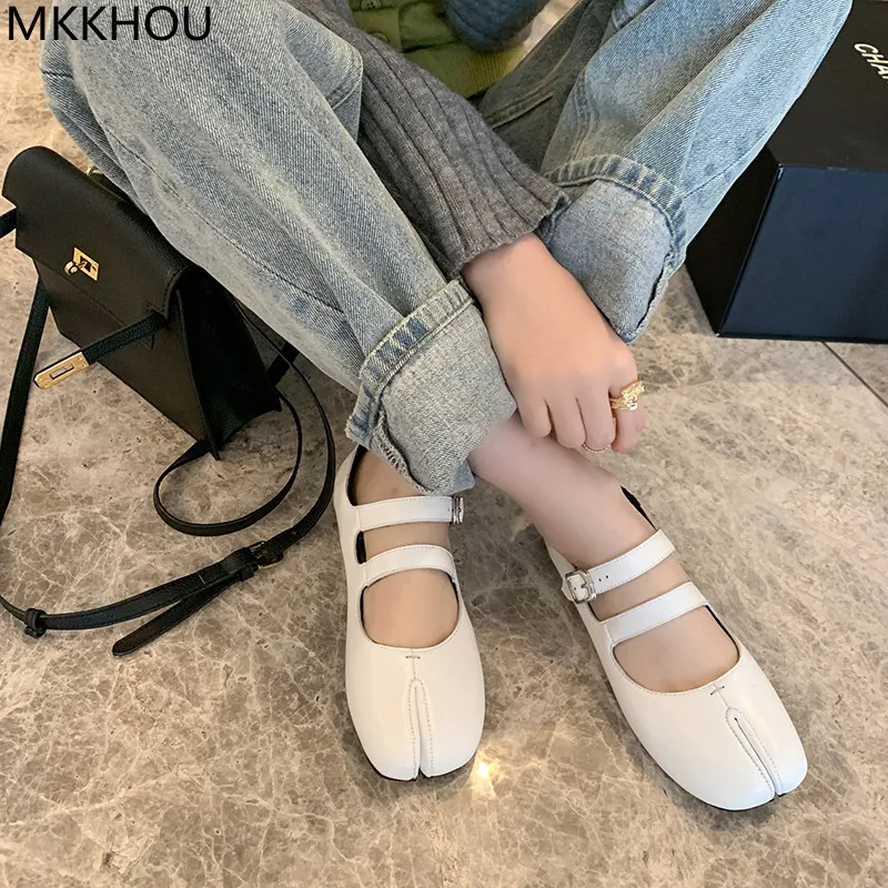 Women Shoes Fashion Leather Split Toe Mary Jane Low Heel Women Lolita