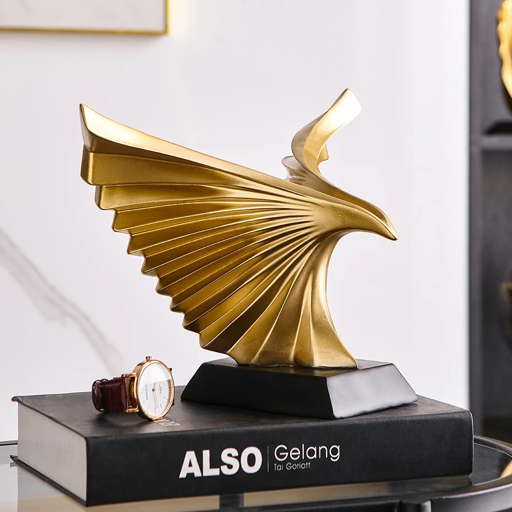 

Modern Novelty Resin Eagle Decor Bookcase TV Cabinet Office Desktop Decor Interior Art Design Crafts Living Room Ornaments Craft
