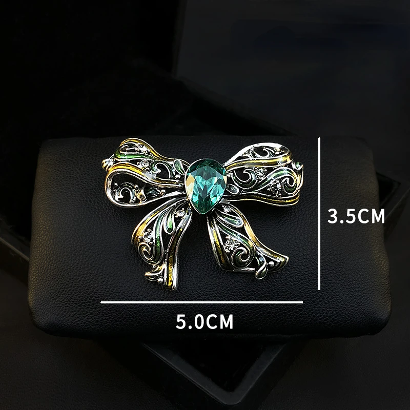 Exquisite Vintage Bowknot Brooch High-End Elegant Neckline Bow Tie Brooch Pin French Elegant Accessories Rhinestone Jewelry Pins