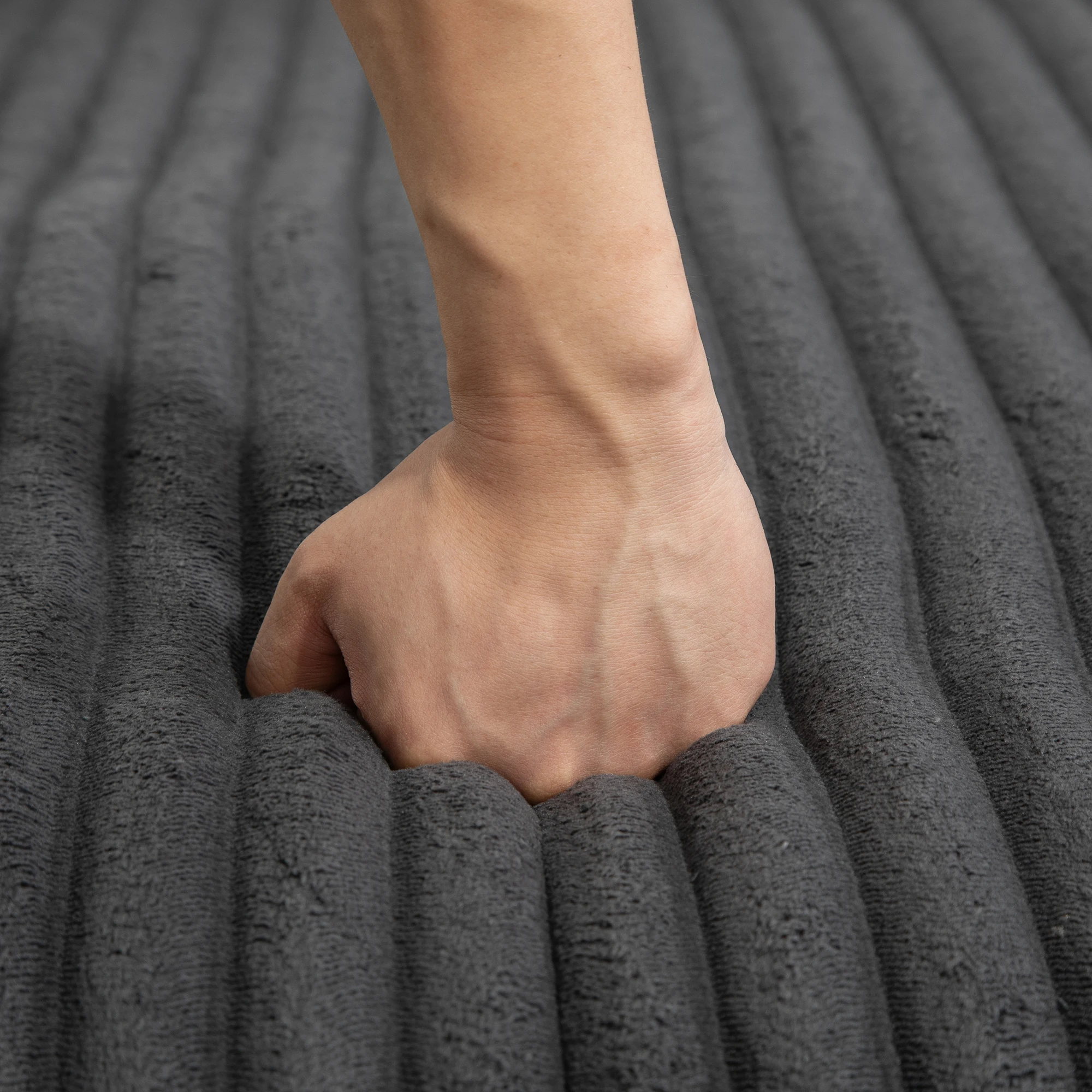 Modernes Cord-Schlafsofa Cloud Couch mit 3 weichen Kissen, bequemes Einzelsitz-Bodensofa für Wohnzimmer, Wohnung – Detail 22
