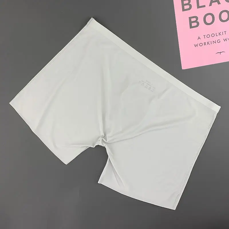Men's Boxer Briefs Ice Silk Ultra-Thin Low Waist Comfort Spring Summer Men's Pants Sexy Fashion Boxer Enhanced Sexual Function