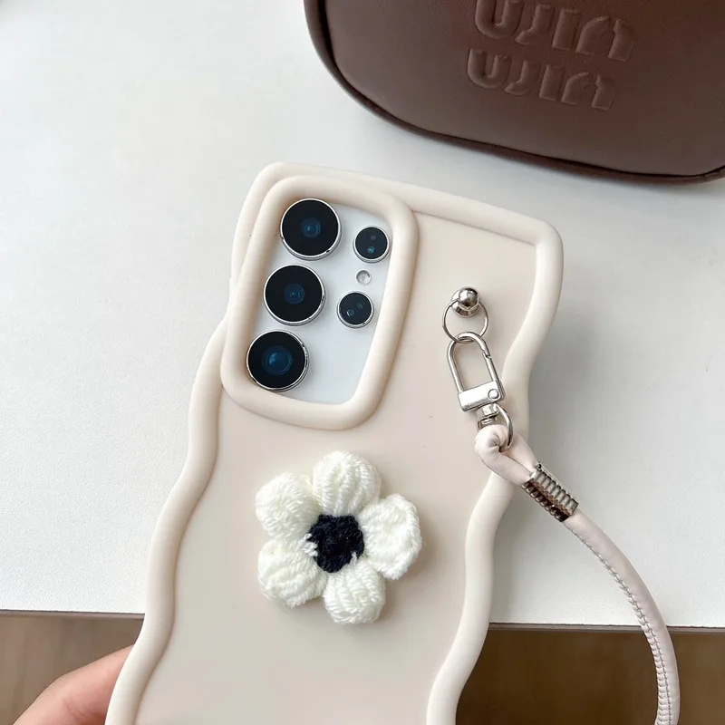 Furry Flower Rope Candy Wave Soft Phone Case