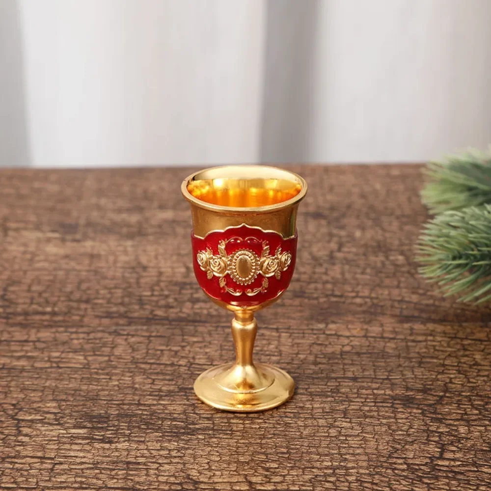 Gold Vintage Wine Goblet - European-Style Drinkware