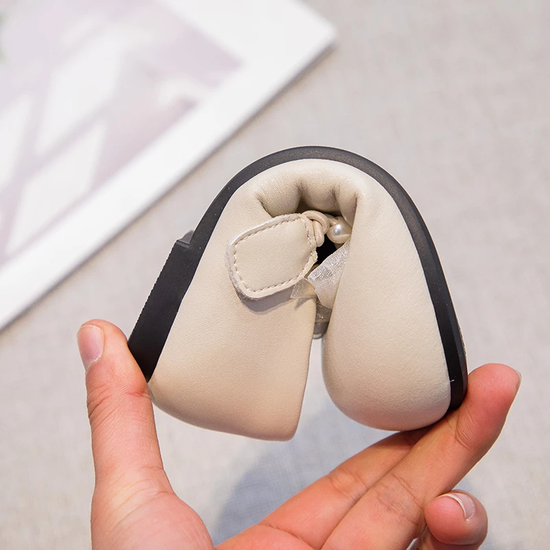 Girls Non Slip Summer Flats Shoes with Beaded Bow