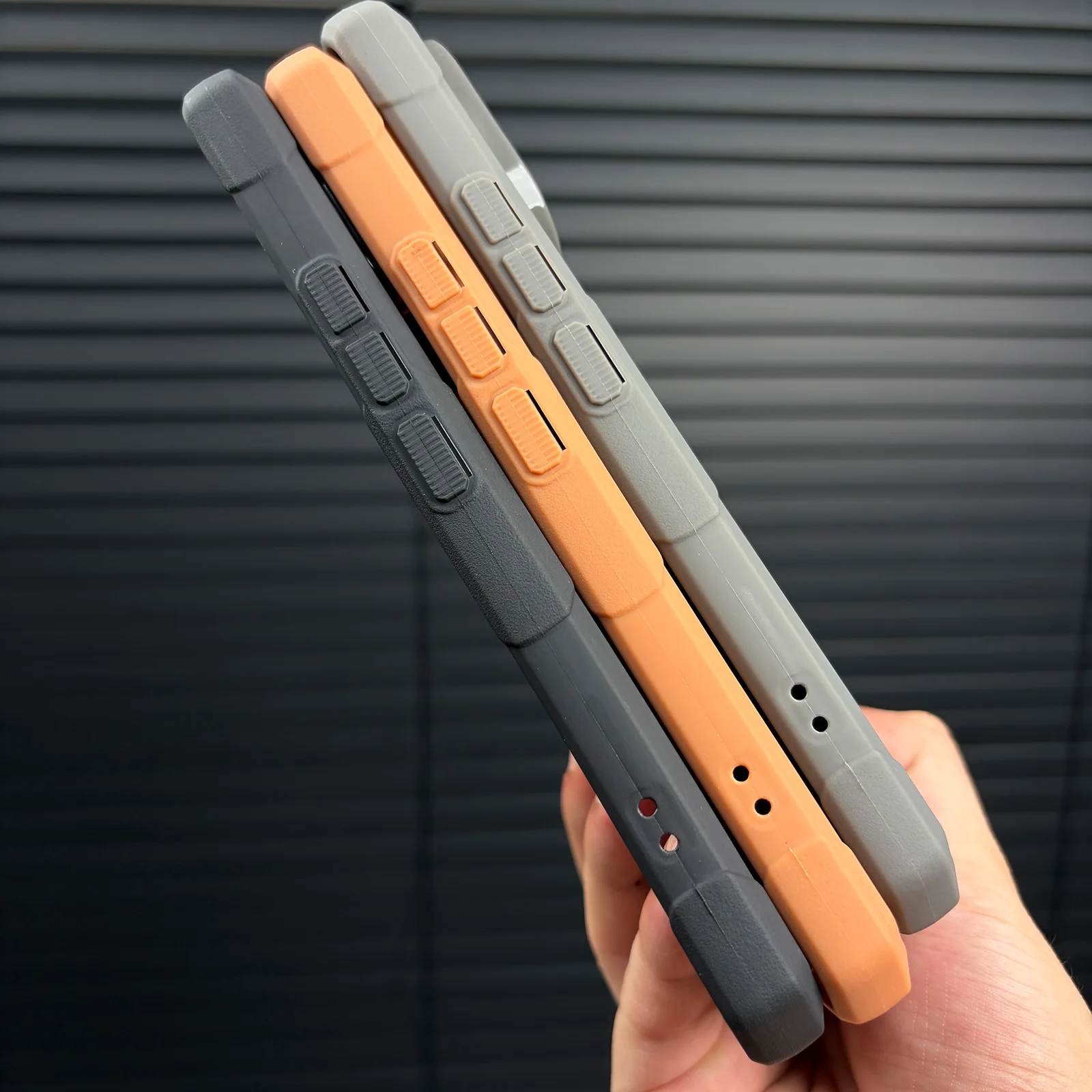 Graphene Heat Dissipation Magnetic Wireless Charging Silicone Cooling Case