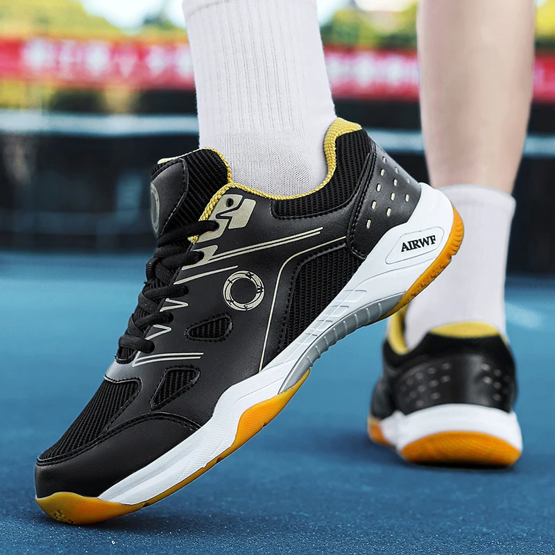 High quality table tennis shoes, men's and women's badminton shoes sports shoes comprehensive training