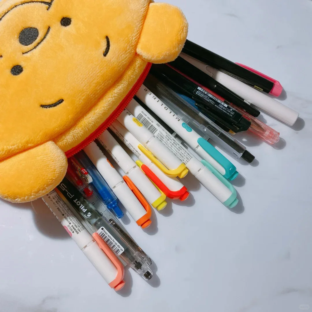 مقلمة ويني ذا بوه من القطيفة على شكل حيوانات، صندو...