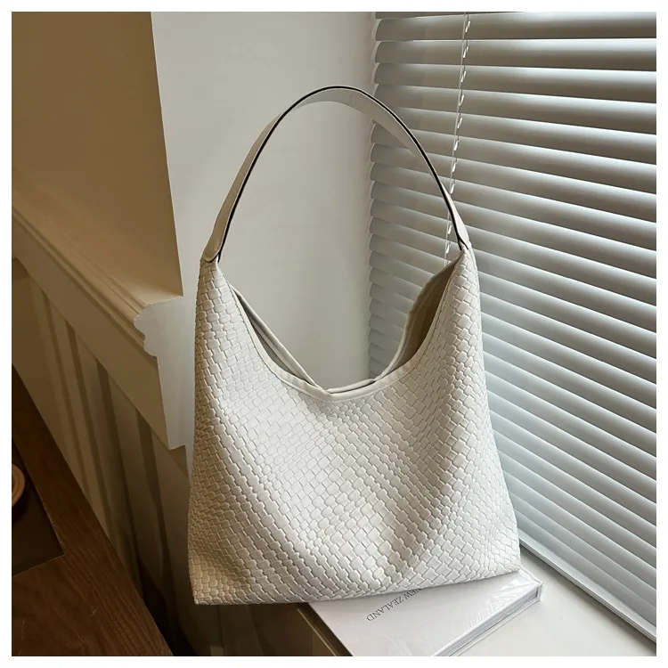 New Women's Woven Bucket Bag - Casual Retro Large-Capacity Shoulder Bag, Stylish & Versatile  Design