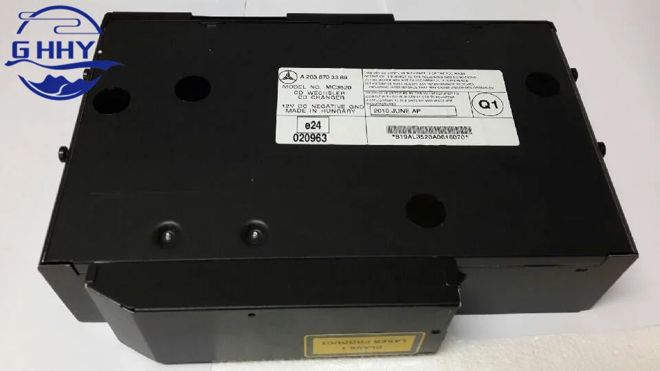 Mercedes MC3520 Class 1 laser product A2038703389 with Alpine 6cd changer For W220 S430 S500 CD Wechsler made in Hungary