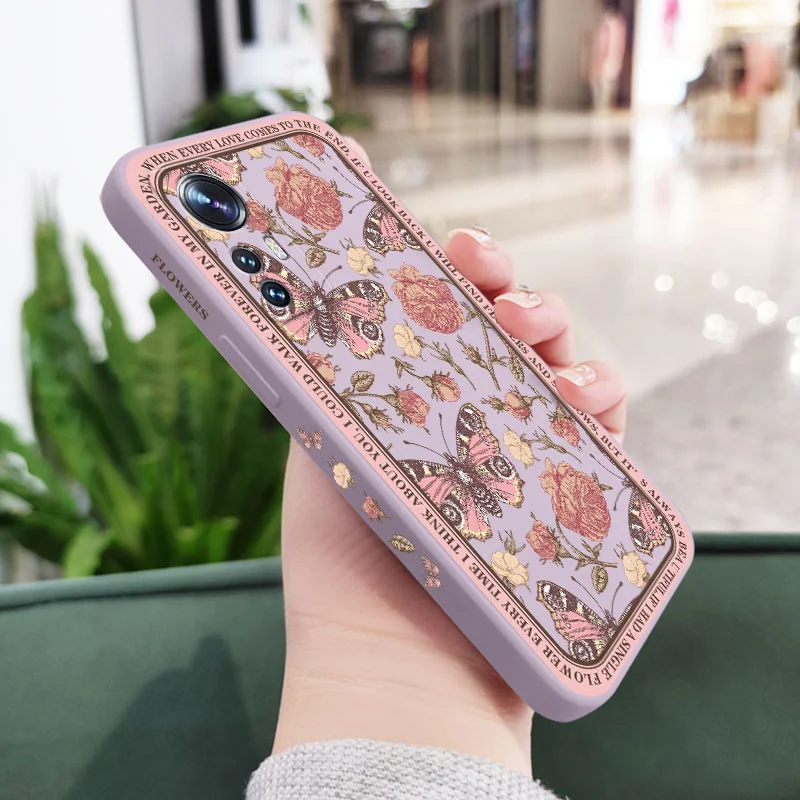 Classicism Flower Design Phone Case
