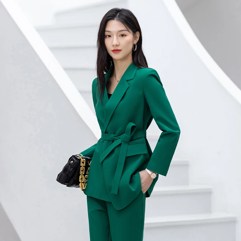 

Women's Winter Retro Casual Short Strappy Blazers Wide Leg Pants Set, Commuting Solid Color Loose Waist Suit Pants Two-piece Set