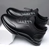 New Men Shoes Casual Sneakers Genuine Leather Shoes Men's Spring Autumn Lightweight Soft Sole Anti slip Daily Life Walking Shoes 2
