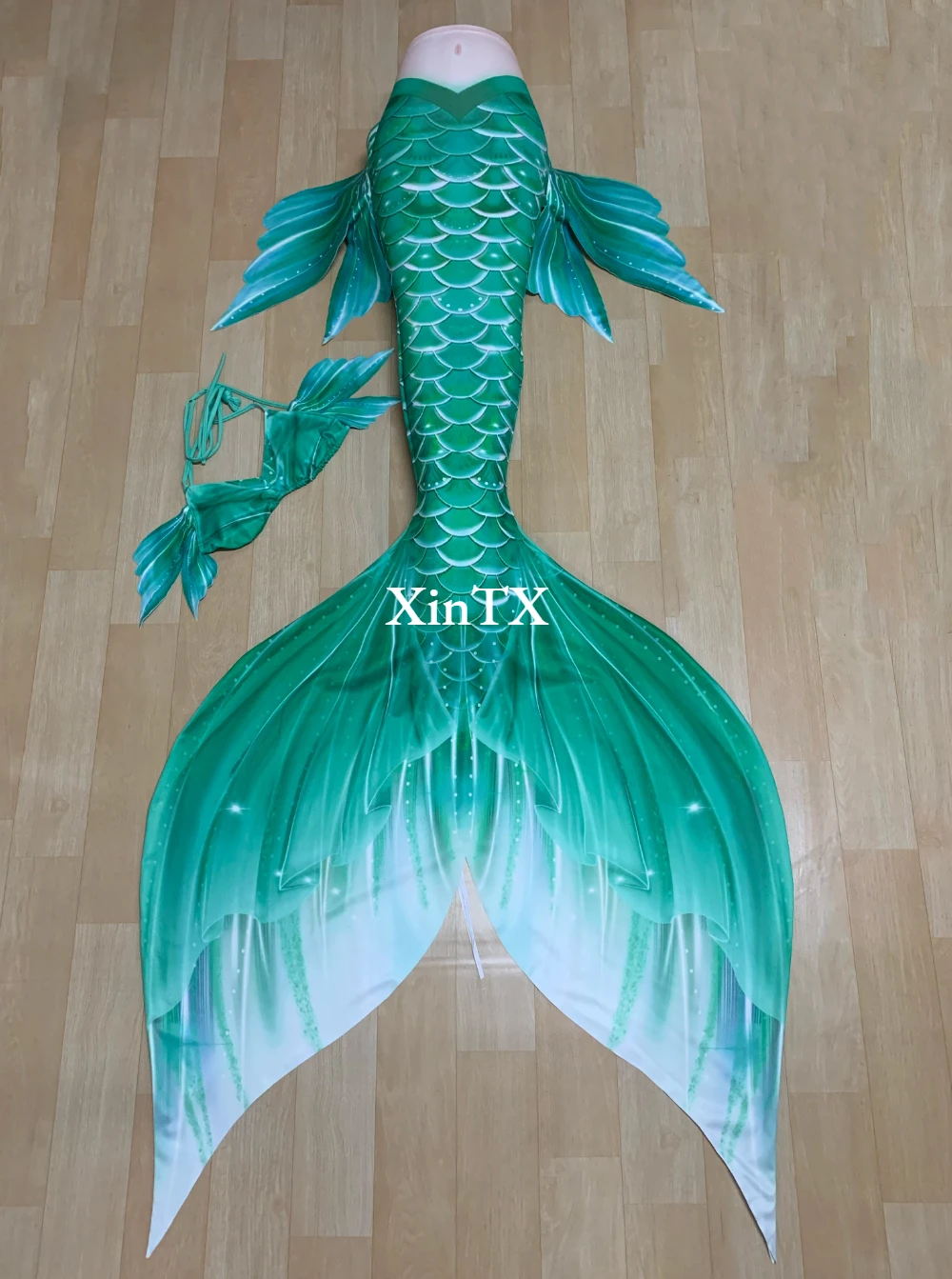 Tail and bra