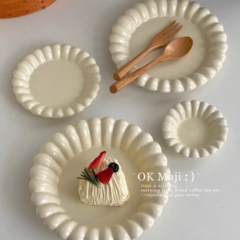 Western-Style Ceramic Dinner Plate 1