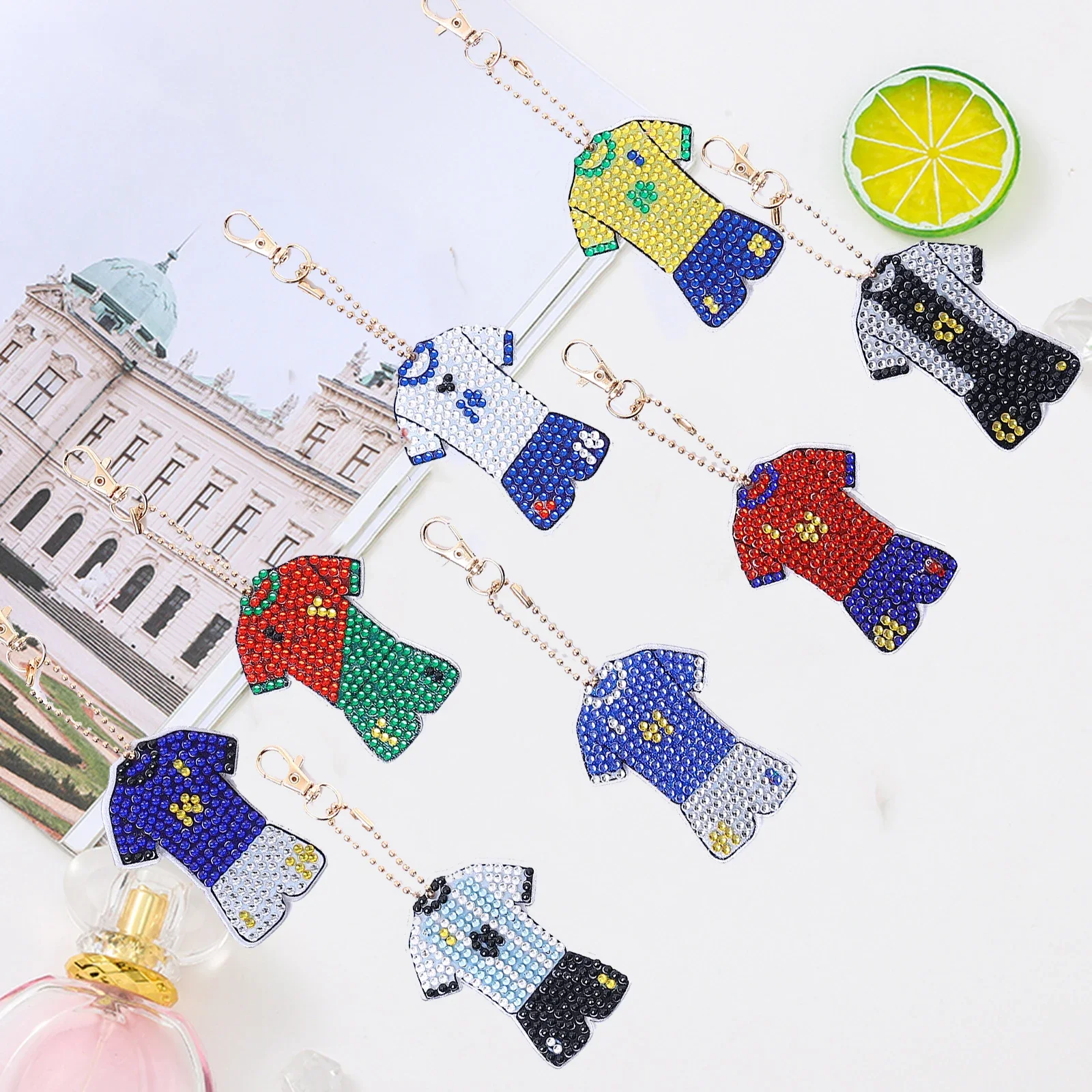 8Pcs/Set DIY Butterfly Diamond Painting Keychains Kits Double Sided Crystal Rhinestones Paw Diamond Art Keychains Adults