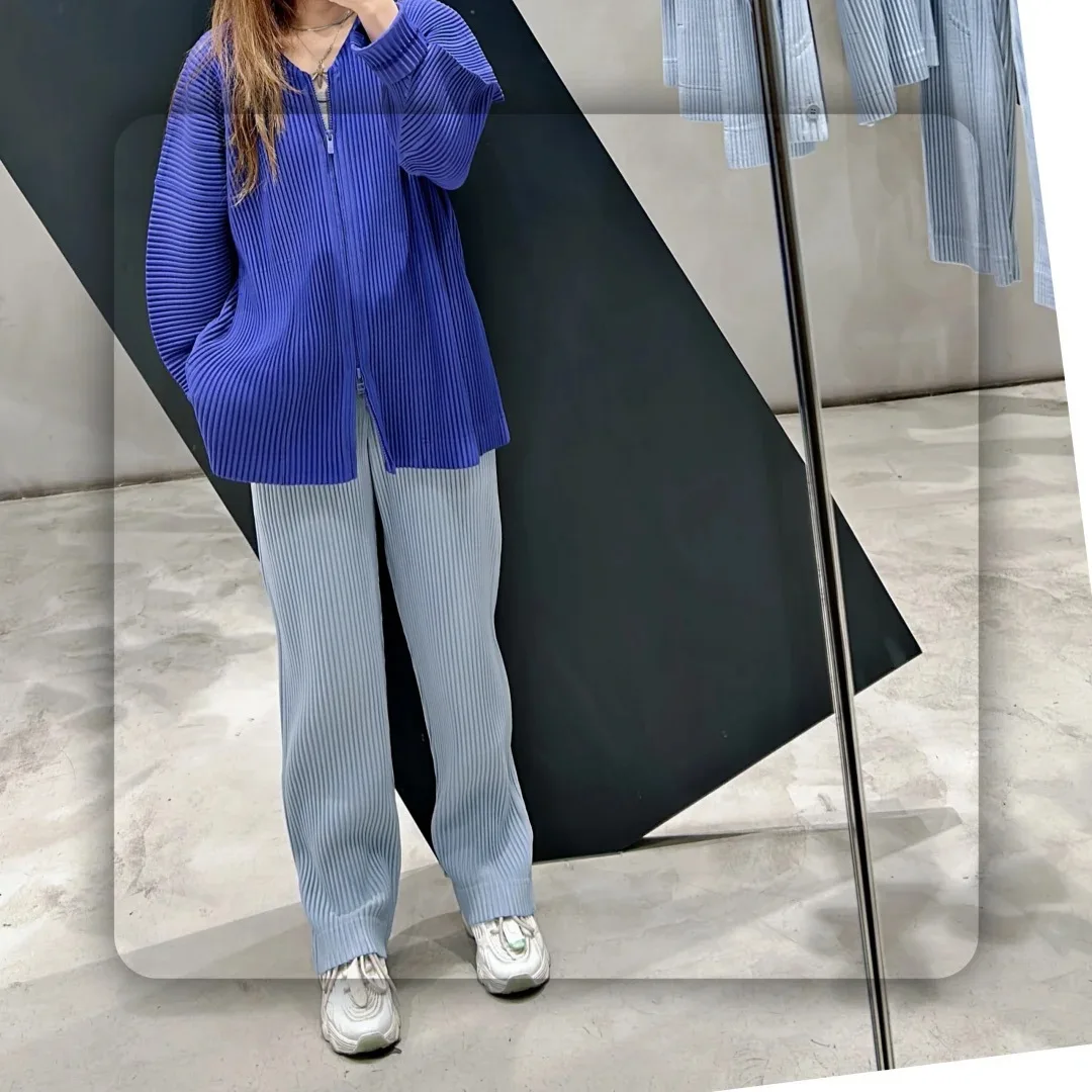 Miyake Primavera Autunno Inverno 2025 Giacca girocollo pieghettata da uomo Pieghettata Casual Manica lunga con scollo a V Plisse Giacca con cerniera da uomo 3