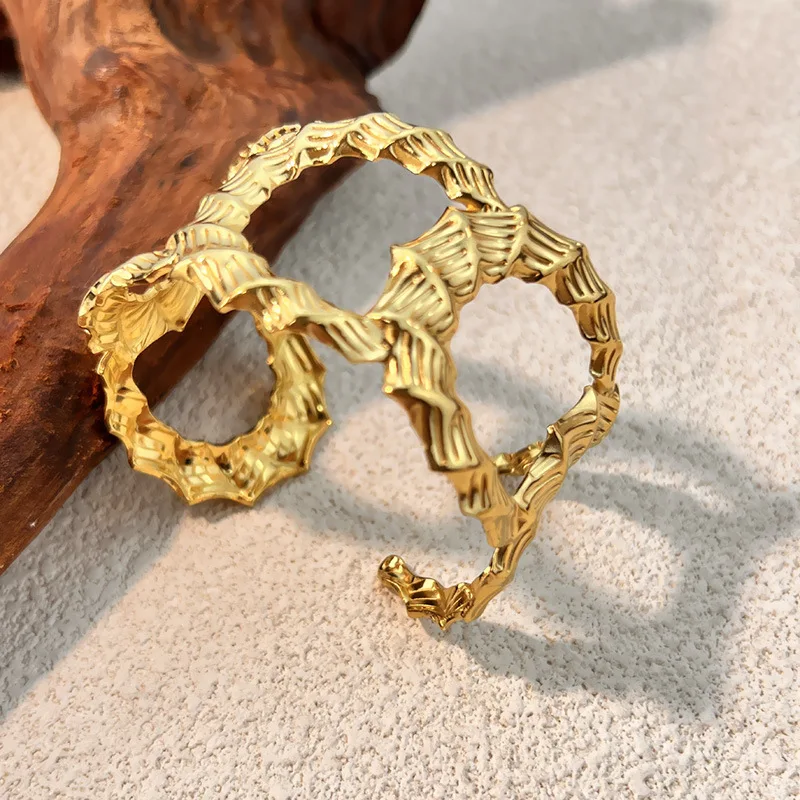 316L Stainless Steel Hollow Striped Ripple Opening Bangle 18K Gold Plated Metal Twisted Winding Bracelet for Women Punk Jewelry