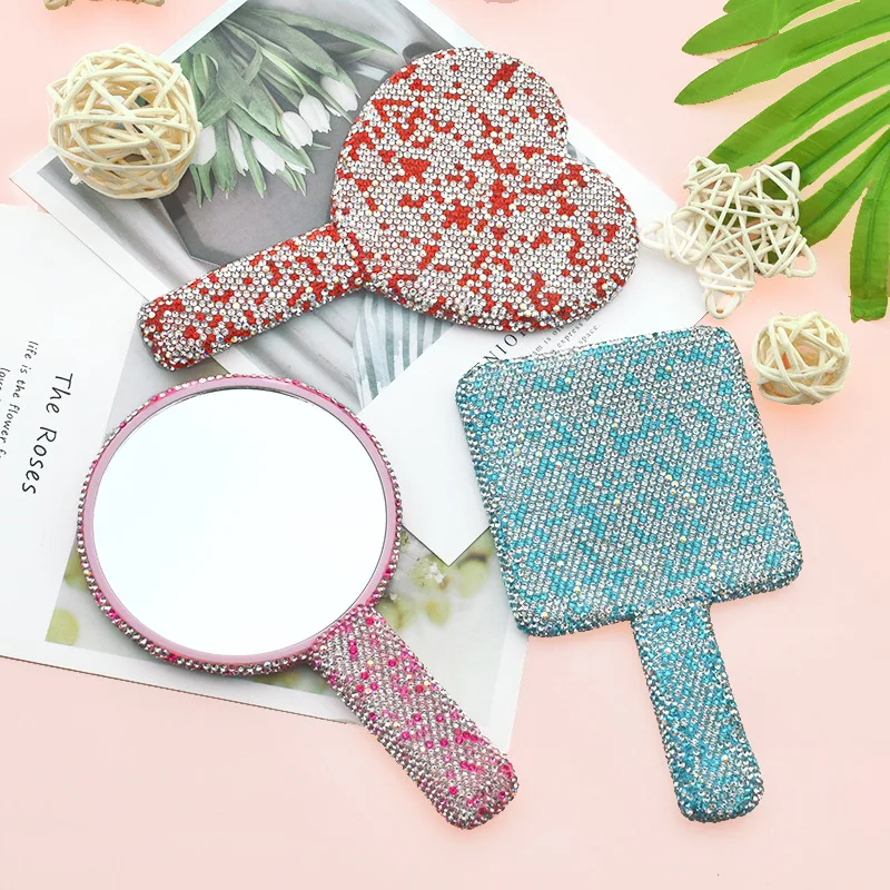 Diamond Handheld Makeup Mirror Love Heart Mirror Female Handle Makeup Cosmetic Beauty Tools Handheld Vanity Make Up Mirror cotton canvas make up handbags candy color female environmental storage bag reusable foldable eco lauch bag can customized logo