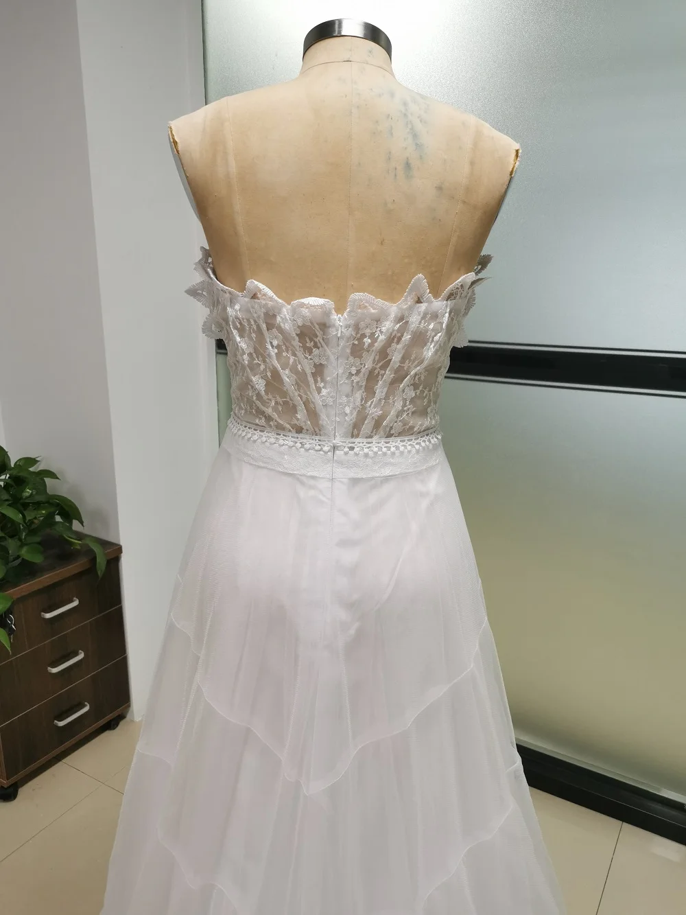 Boho Charming Princess A Line Wedding Dresses Illusion Appliques Gowns