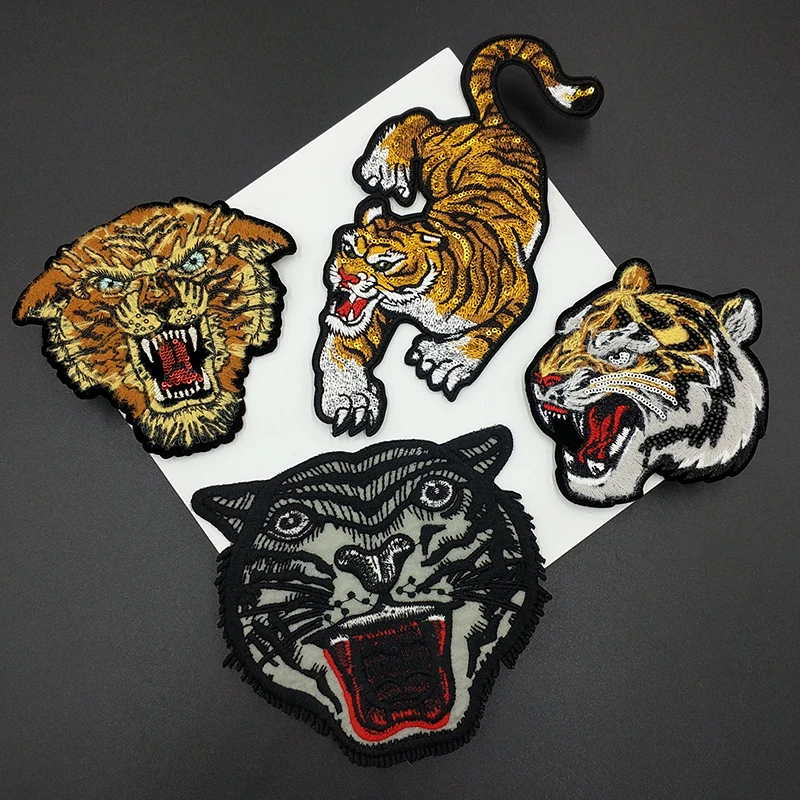

Domineering Sequin Tiger Leopard Animal Embroidery Patch Badge Samurai Applique T-Shirt Jacket DIY Punk Apparel Accessory