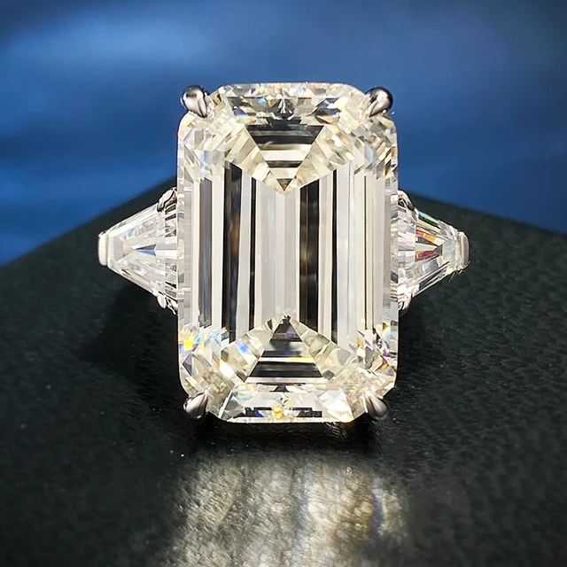 Consider These 7 Carat Diamond Shapes and Settings | Diamond Registry