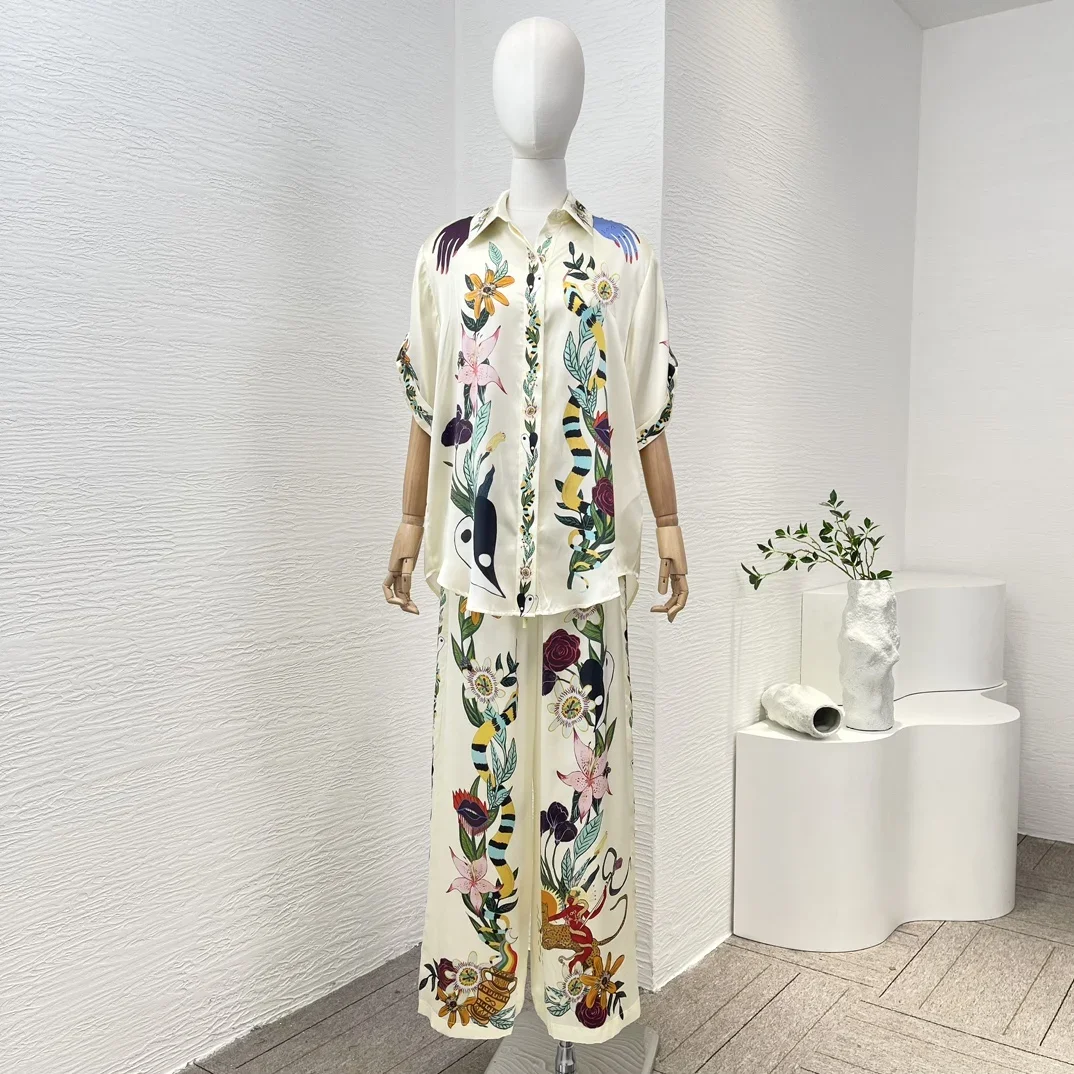 

Женский комплект из блузки и брюк, белая шелковая Свободная блузка с цветочным принтом и широкие брюки, 2024