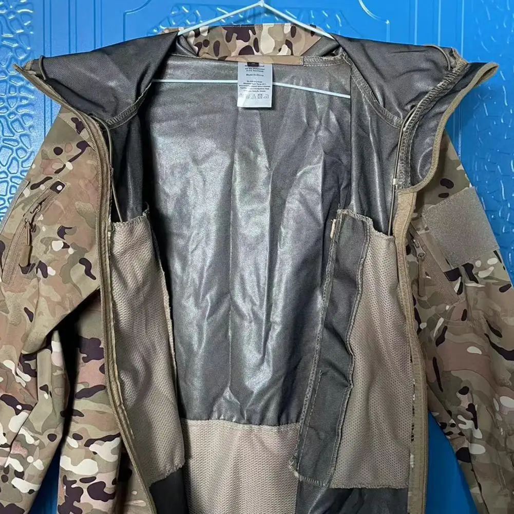 Description Picture 5 of itemMen Spring Autumn Jacket Detachable Windproof Hood Jacket Men's Hooded Trench Coat with Zipper Placket for Mountaineering