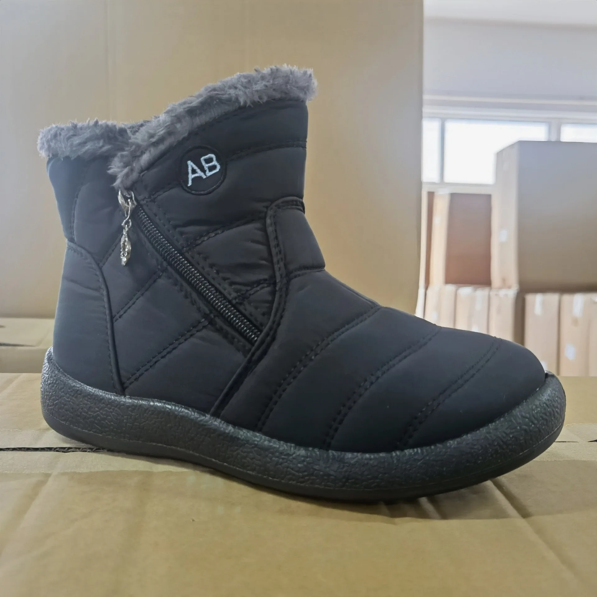 Winter Warm Boots Women Men Watarproof Keep Warm Snow Botines Luxury Zipper Winter Ankle Boots Plush Shoes Botas Mujer